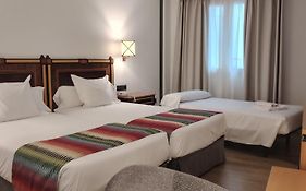 Hotel Don Curro